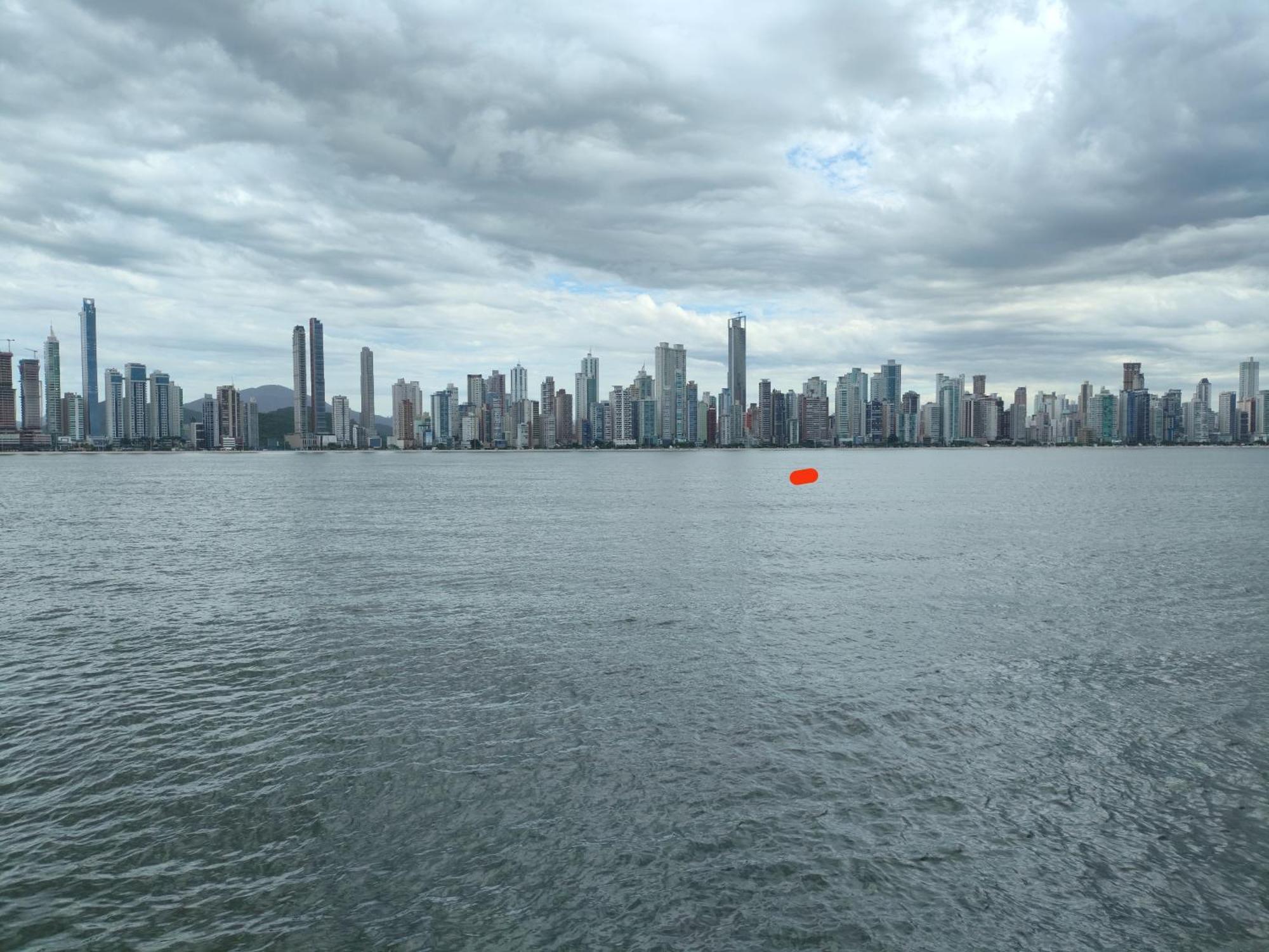 4 Quartos Avenida Atlantica * Balneário Camboriú